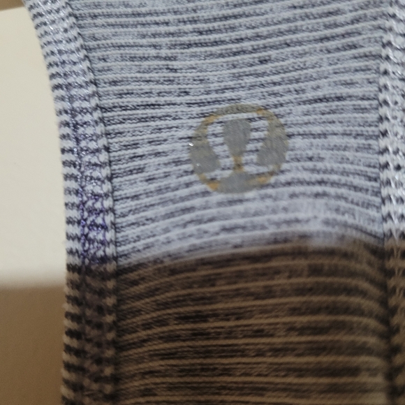Lululemon Tank Top stripped - Picture 4 of 4